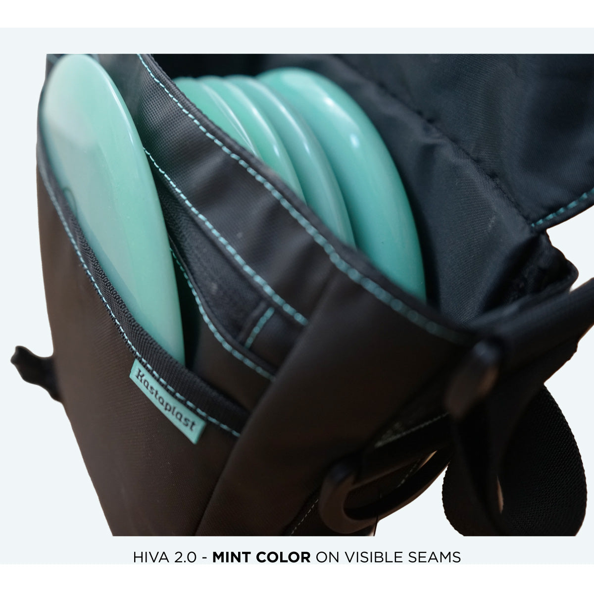 Hiva Messenger Bag